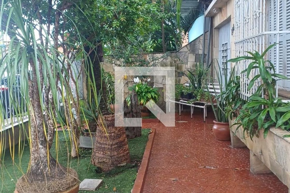 Casa, 3 quartos, 250 m² - Foto 2