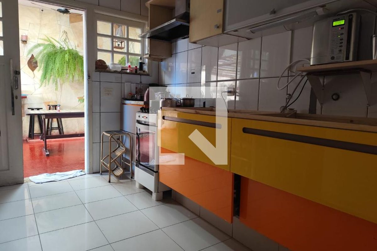 Casa, 3 quartos, 250 m² - Foto 46