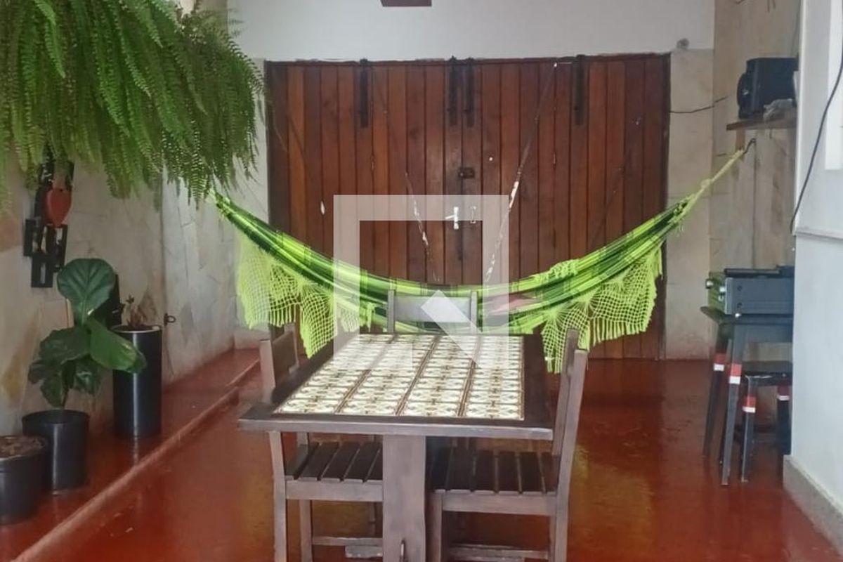 Casa, 3 quartos, 250 m² - Foto 4