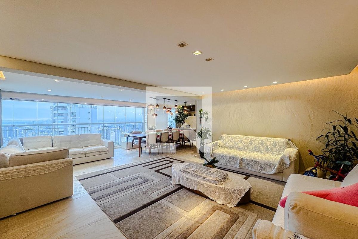 Cobertura, 3 quartos, 221 m² - Foto 1