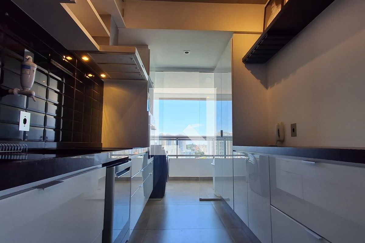 Apartamento à Venda - Cambuí, 1 Quarto,  70 m2 em , Campinas - sp | SoloBR