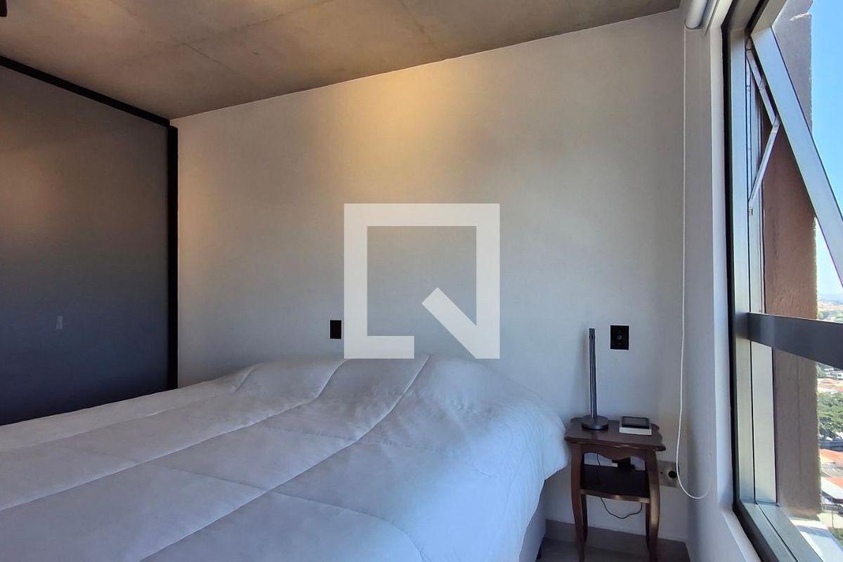 Apartamento à Venda - Cambuí, 1 Quarto,  70 m2 em , Campinas - sp | SoloBR