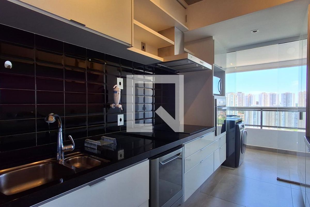 Apartamento à Venda - Cambuí, 1 Quarto,  70 m2 em , Campinas - sp | SoloBR
