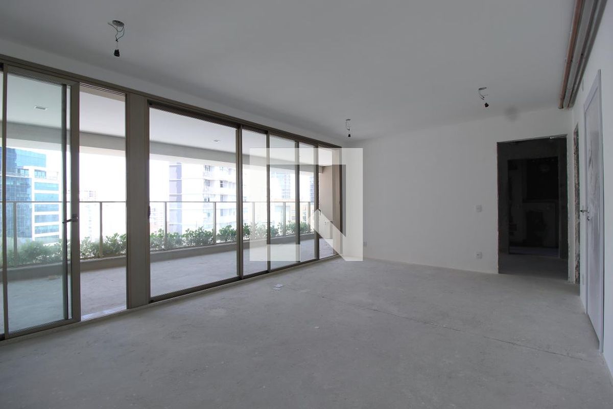 Apartamento, 3 quartos, 151 m² - Foto 2