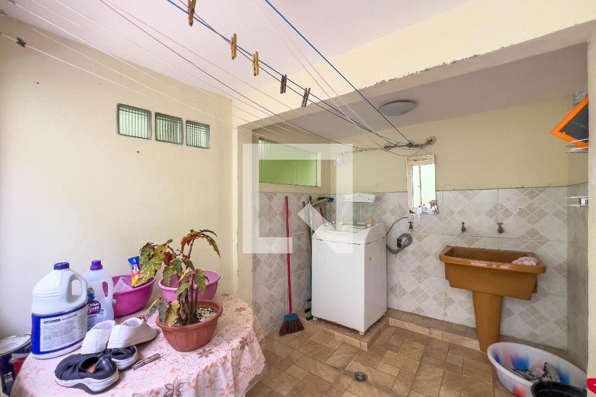 Casa, 2 quartos, 281 m² - Foto 83