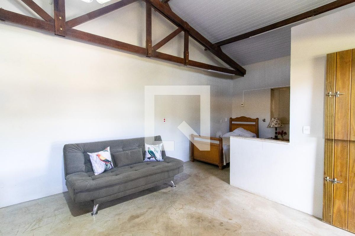 Casa à Venda - Res. Parque dos Alecrins, 1 Quarto,  250 m2 em , Campinas - sp | SoloBR