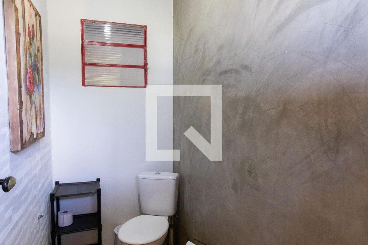 Casa à Venda - Res. Parque dos Alecrins, 1 Quarto,  250 m2 em , Campinas - sp | SoloBR