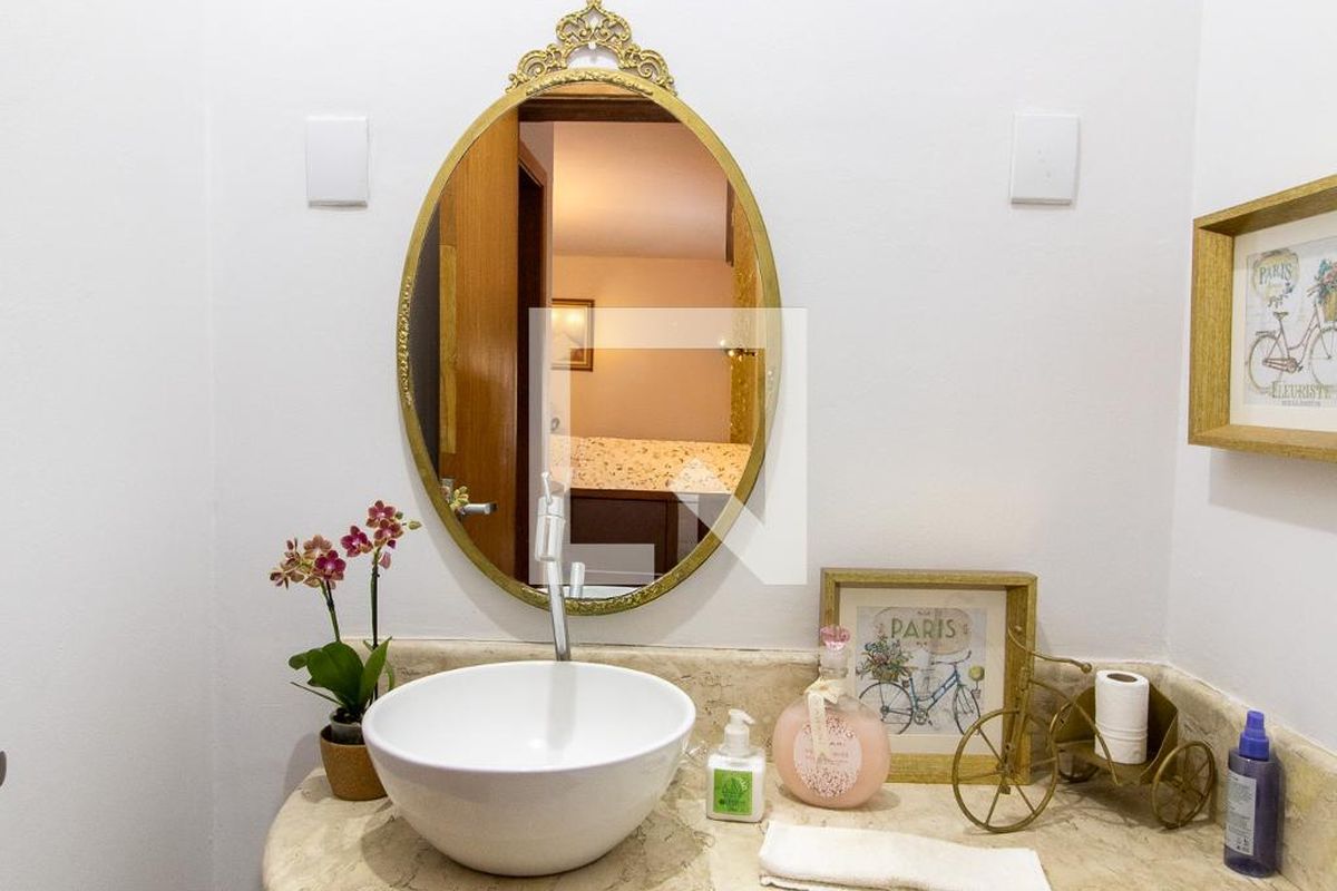Casa à Venda - Res. Parque dos Alecrins, 2 Quartos,  200 m2 em , Campinas - sp | SoloBR