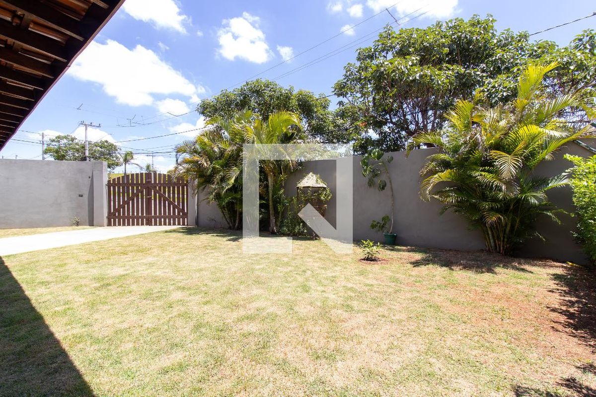 Casa à Venda - Res. Parque dos Alecrins, 3 Quartos,  250 m2 em , Campinas - sp | SoloBR
