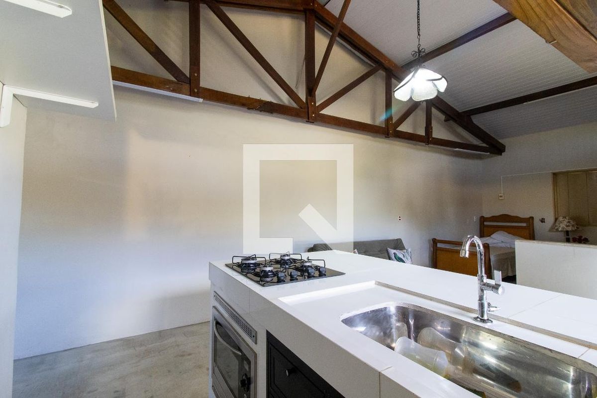 Casa à Venda - Res. Parque dos Alecrins, 3 Quartos,  250 m2 em , Campinas - sp | SoloBR
