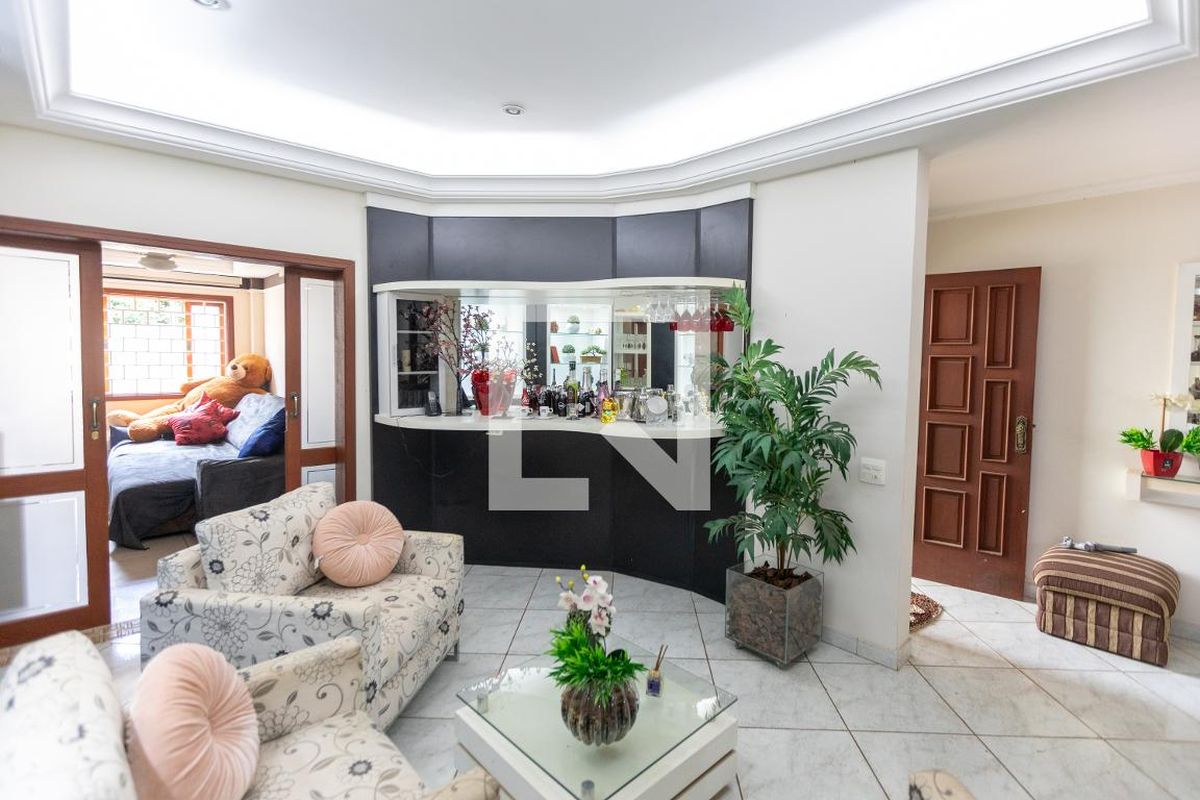 Casa à Venda - Mansões Santo Antônio, 4 Quartos,  350 m2 em , Campinas - sp | SoloBR