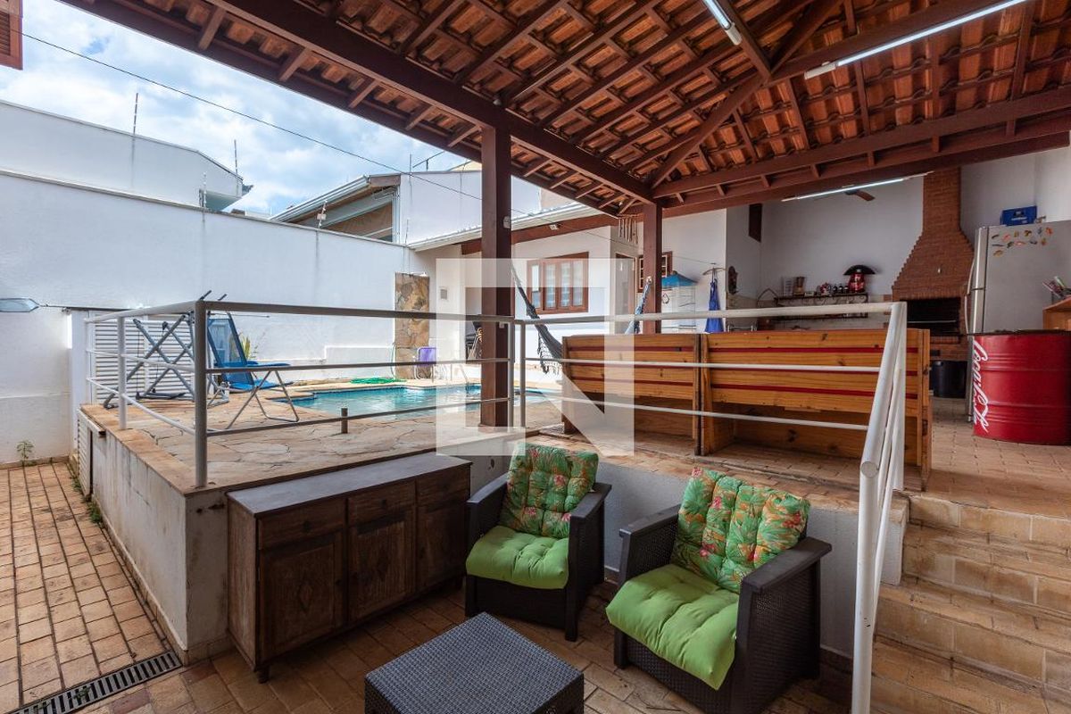 Casa à Venda - Mansões Santo Antônio, 4 Quartos,  350 m2 em , Campinas - sp | SoloBR