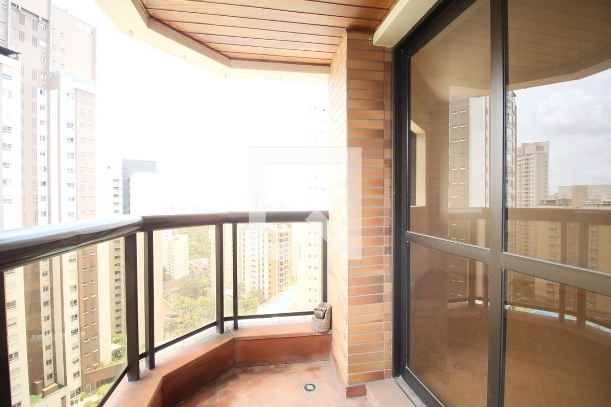Apartamento, 3 quartos, 140 m² - Foto 14