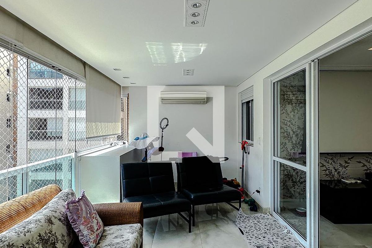 Apartamento, 4 quartos, 204 m² - Foto 9