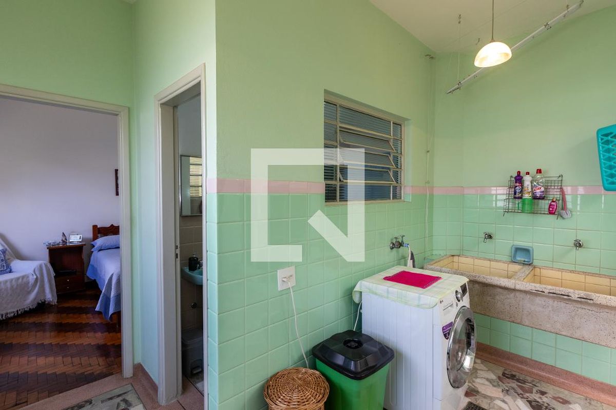 Casa à Venda - Taquaral, 3 Quartos,  360 m2 em , Campinas - sp | SoloBR
