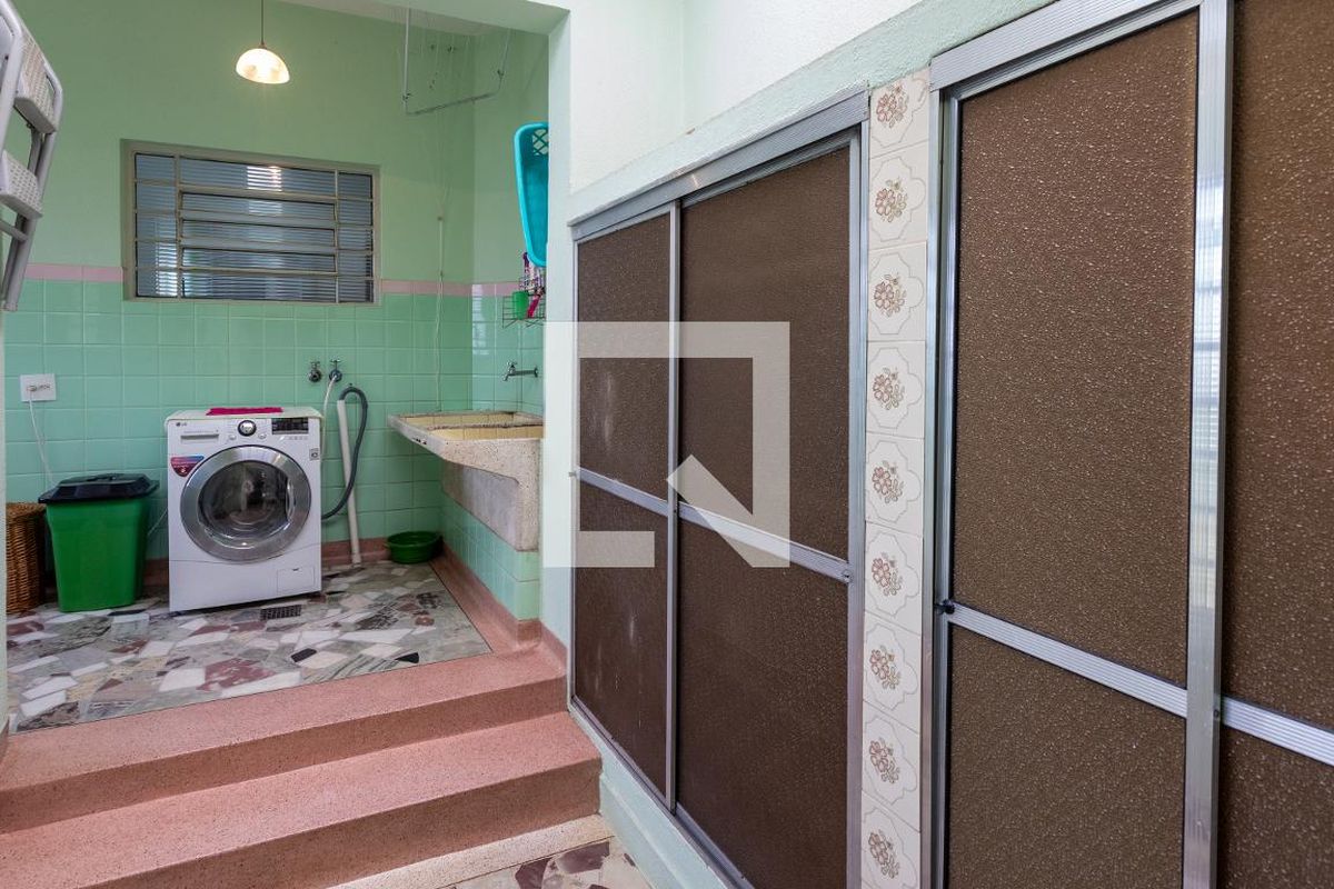 Casa à Venda - Taquaral, 3 Quartos,  360 m2 em , Campinas - sp | SoloBR