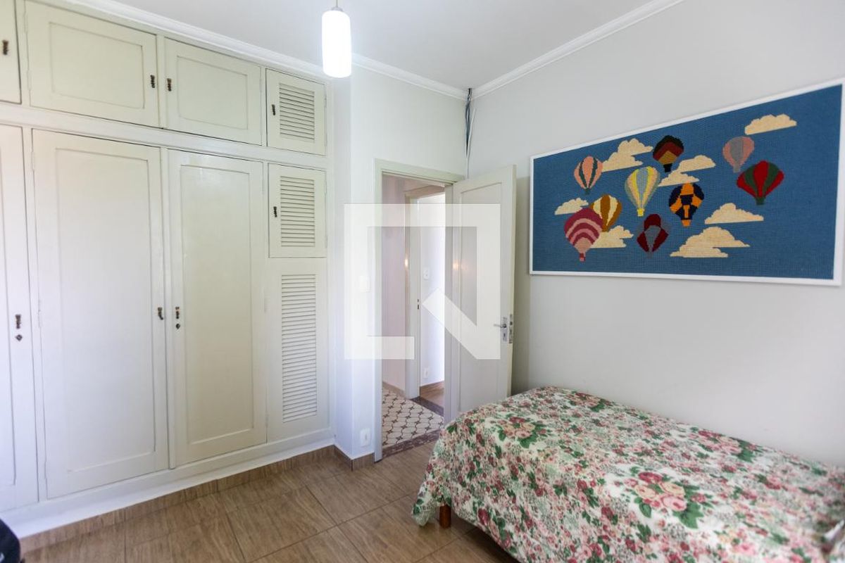 Casa à Venda - Taquaral, 3 Quartos,  360 m2 em , Campinas - sp | SoloBR