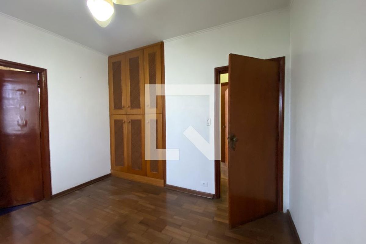 Casa, 6 quartos, 230 m² - Foto 24