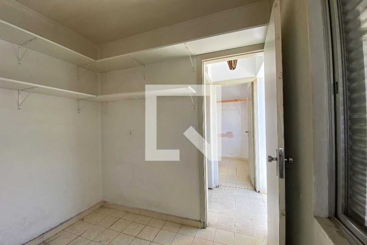 Casa, 6 quartos, 230 m² - Foto 67