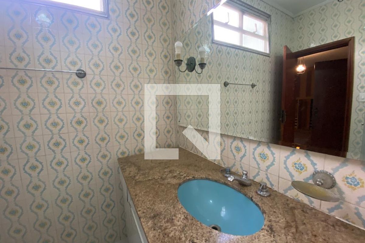 Casa, 6 quartos, 230 m² - Foto 19