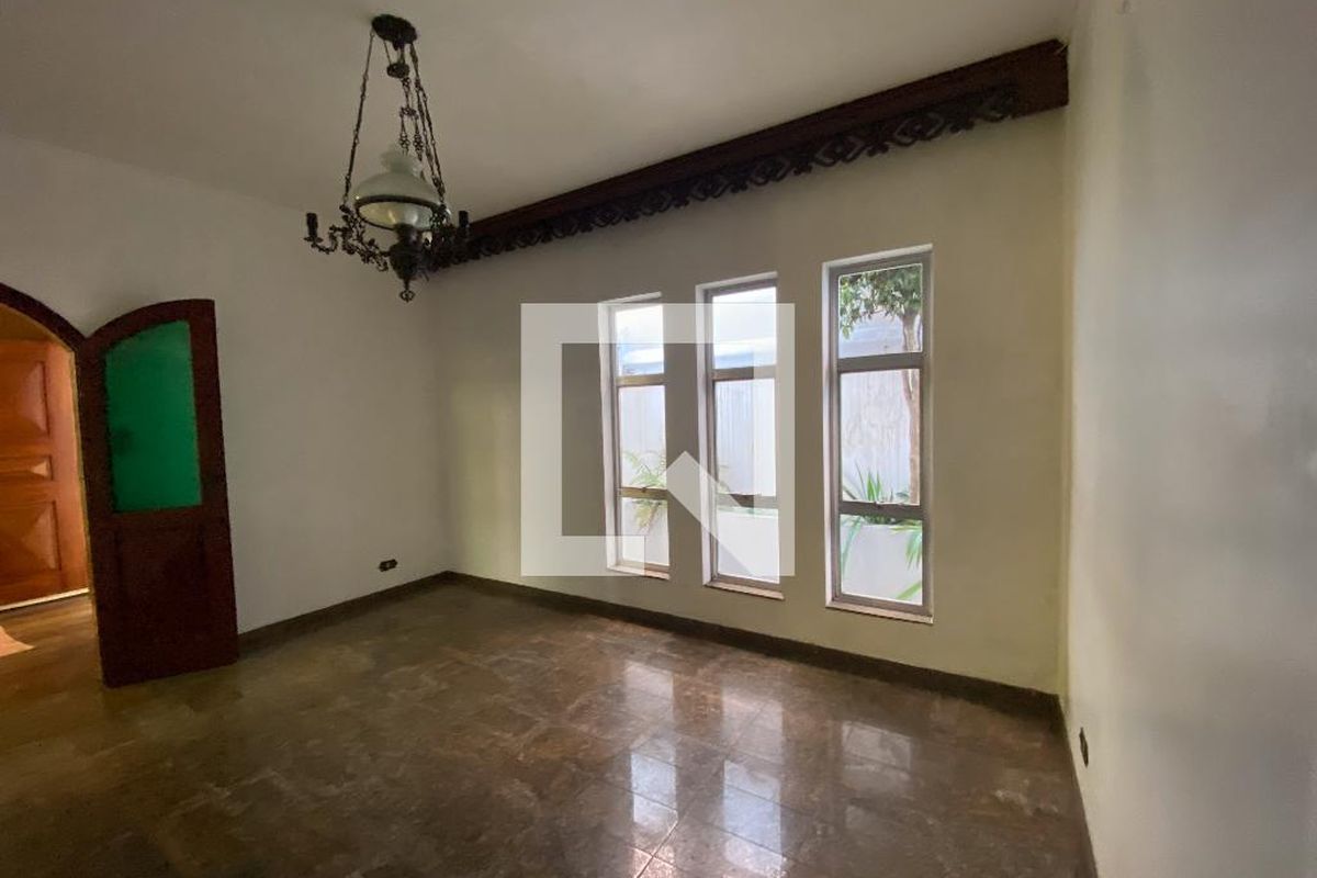 Casa, 6 quartos, 230 m² - Foto 10