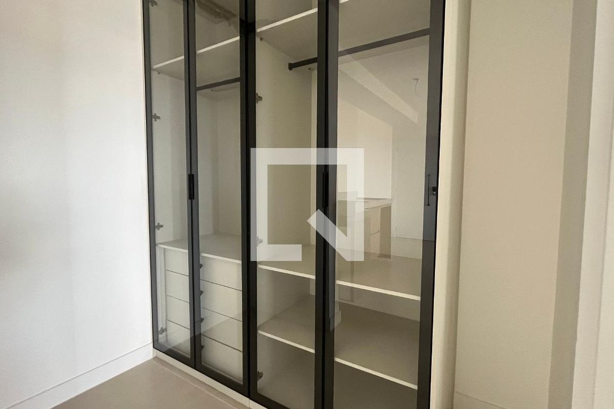 Apartamento à Venda - Bosque, 1 Quarto,  45 m2 em , Campinas - sp | SoloBR