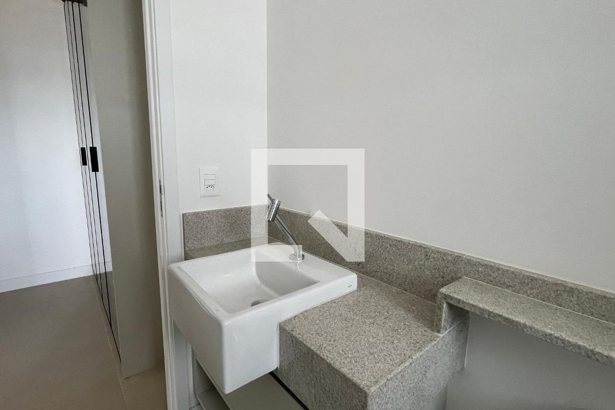 Apartamento à Venda - Bosque, 1 Quarto,  45 m2 em , Campinas - sp | SoloBR