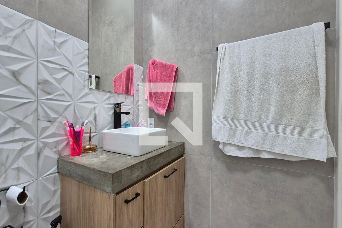 Casa à Venda - Parque Prado, 4 Quartos,  190 m2 em , Campinas - sp | SoloBR