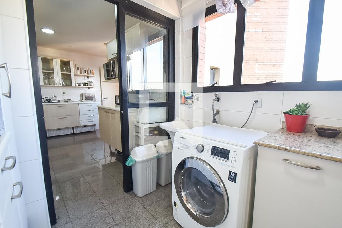 Cobertura, 3 quartos, 230 m² - Foto 46