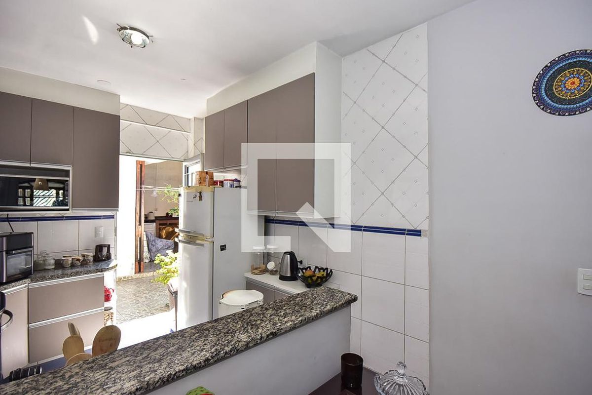 Casa, 3 quartos, 320 m² - Foto 70