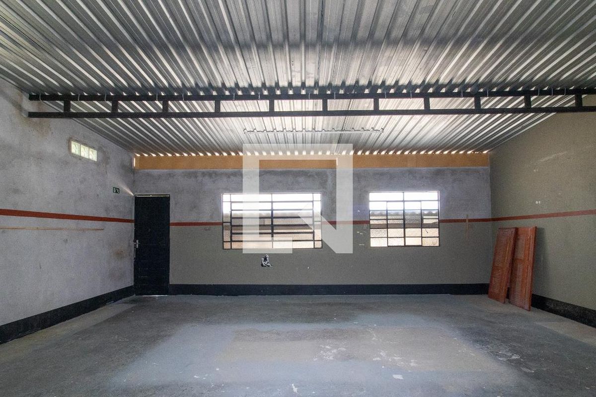 Casa à Venda - Taquaral, 2 Quartos,  500 m2 em , Campinas - sp | SoloBR