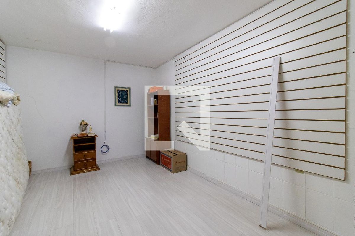 Casa à Venda - Taquaral, 2 Quartos,  500 m2 em , Campinas - sp | SoloBR