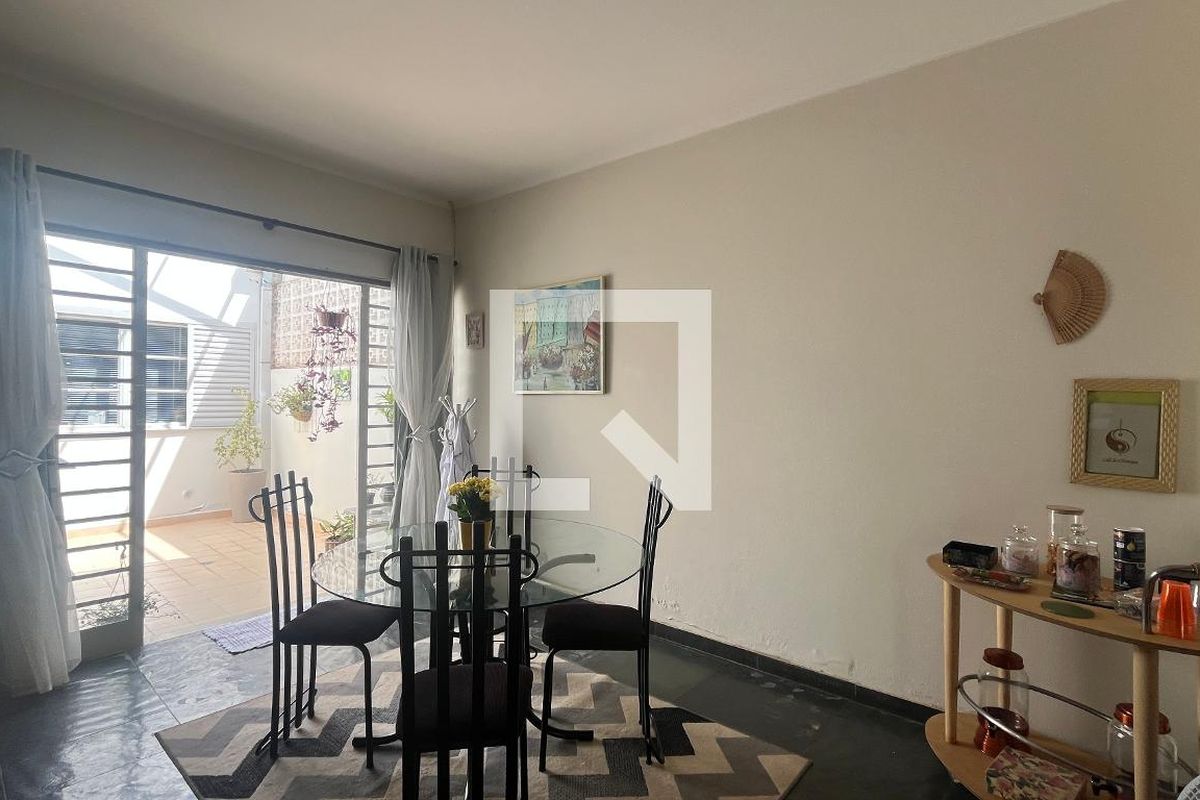 Casa à Venda - Jardim Chapadão, 5 Quartos,  182 m2 em , Campinas - sp | SoloBR