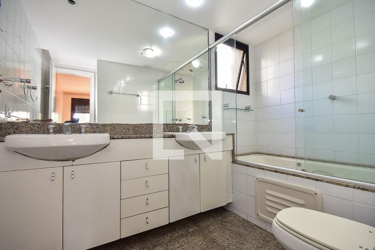 Apartamento, 3 quartos, 176 m² - Foto 93