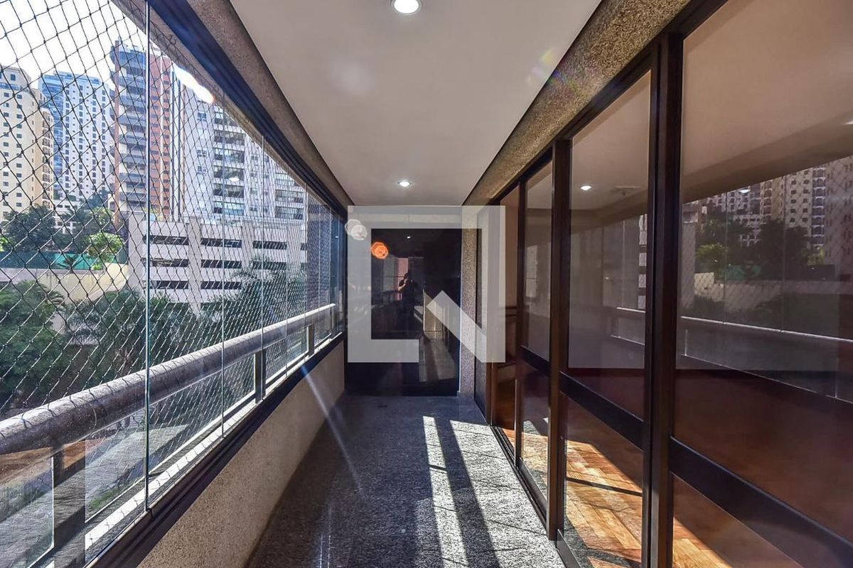 Apartamento, 3 quartos, 176 m² - Foto 17