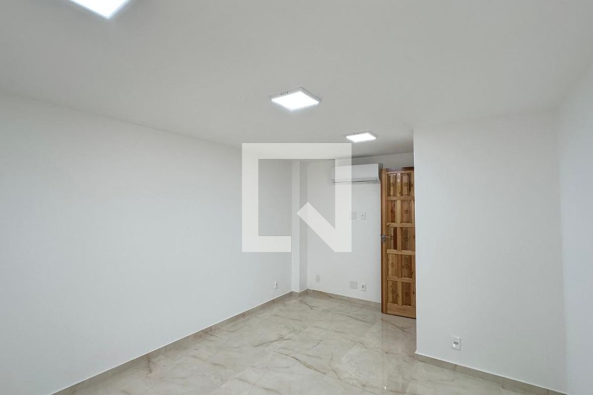 Casa, 5 quartos, 300 m² - Foto 16