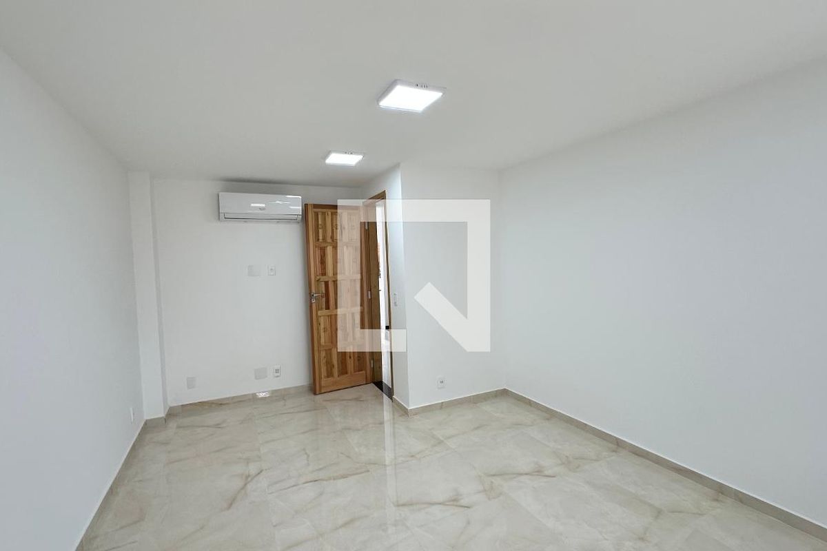 Casa, 5 quartos, 300 m² - Foto 14