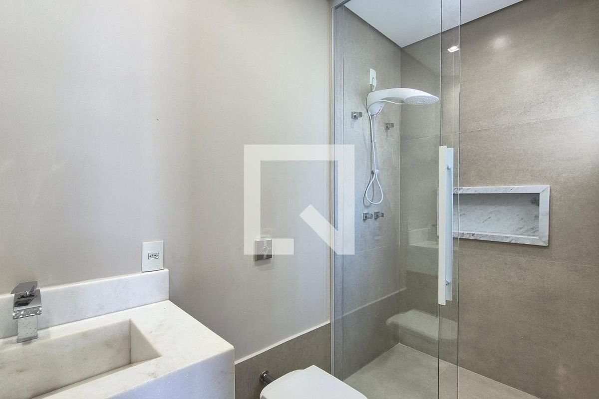 Casa à Venda - Swiss Park, 3 Quartos,  249 m2 em , Campinas - sp | SoloBR
