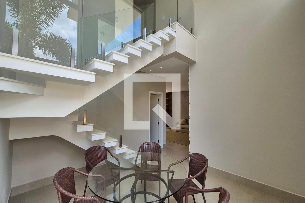 Casa à Venda - Swiss Park, 3 Quartos,  249 m2 em , Campinas - sp | SoloBR
