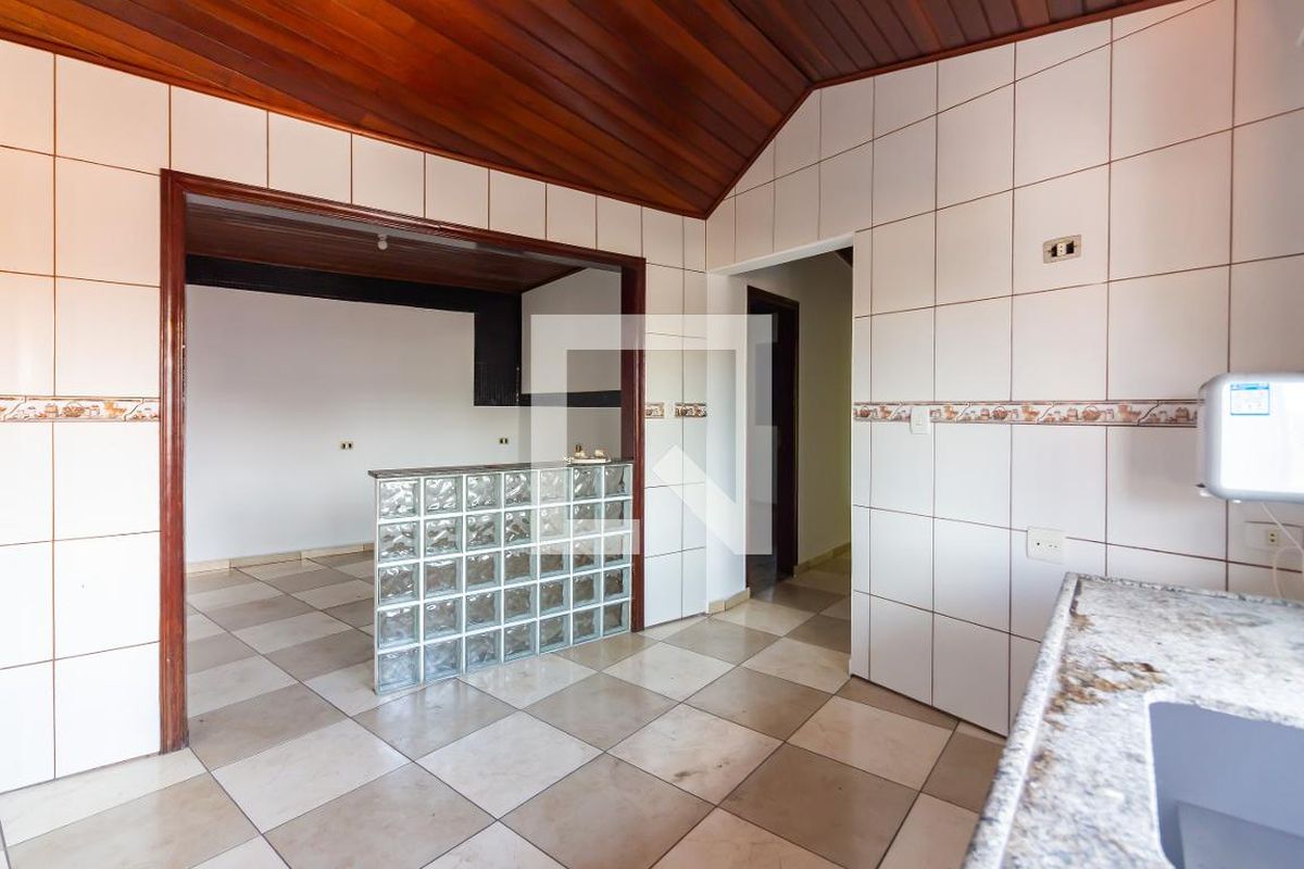 Casa, 3 quartos, 270 m² - Foto 44