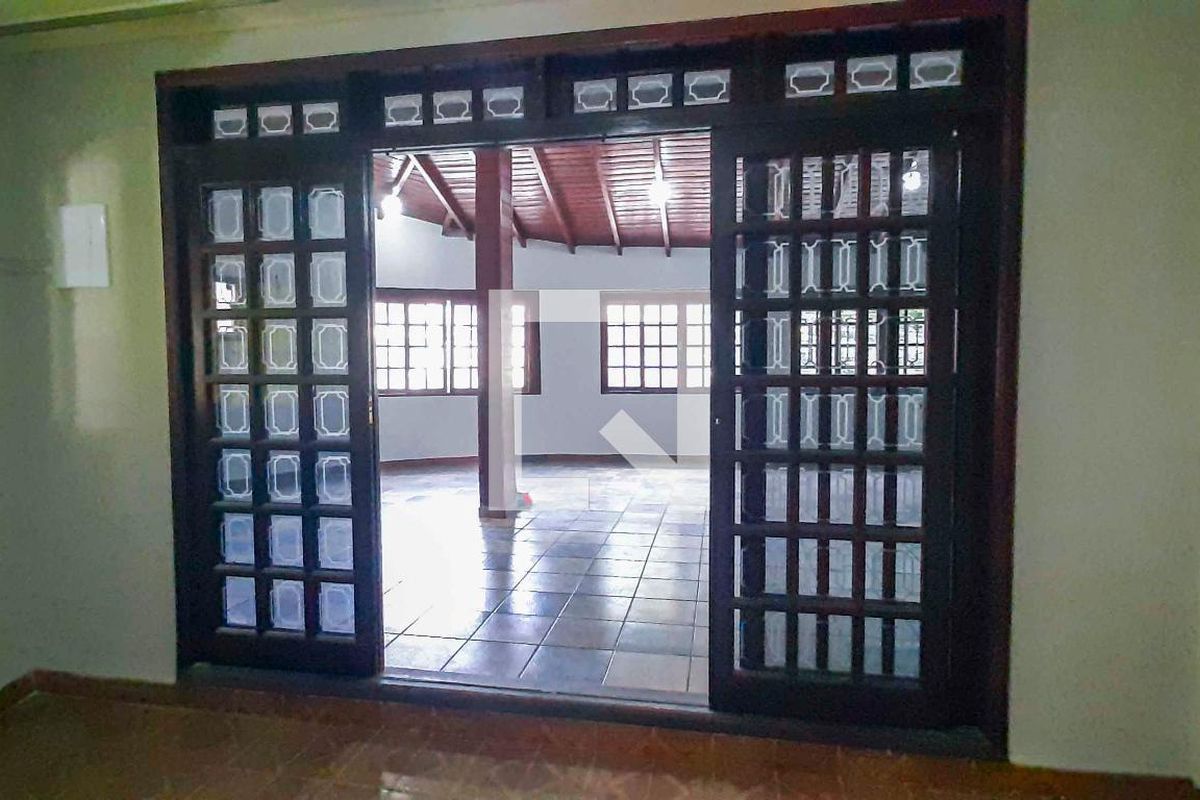 Casa, 3 quartos, 270 m² - Foto 90