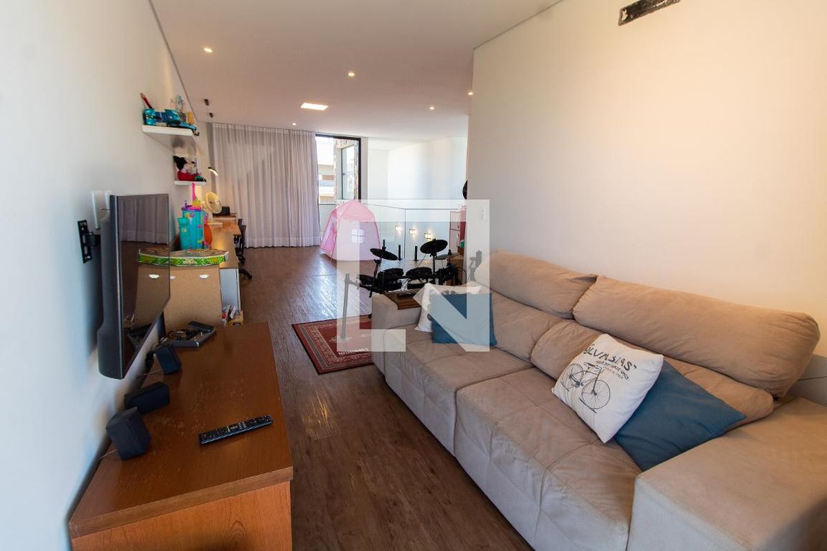 Casa à Venda - Fazenda Santa Cândida, 3 Quartos,  253 m2 em , Campinas - sp | SoloBR