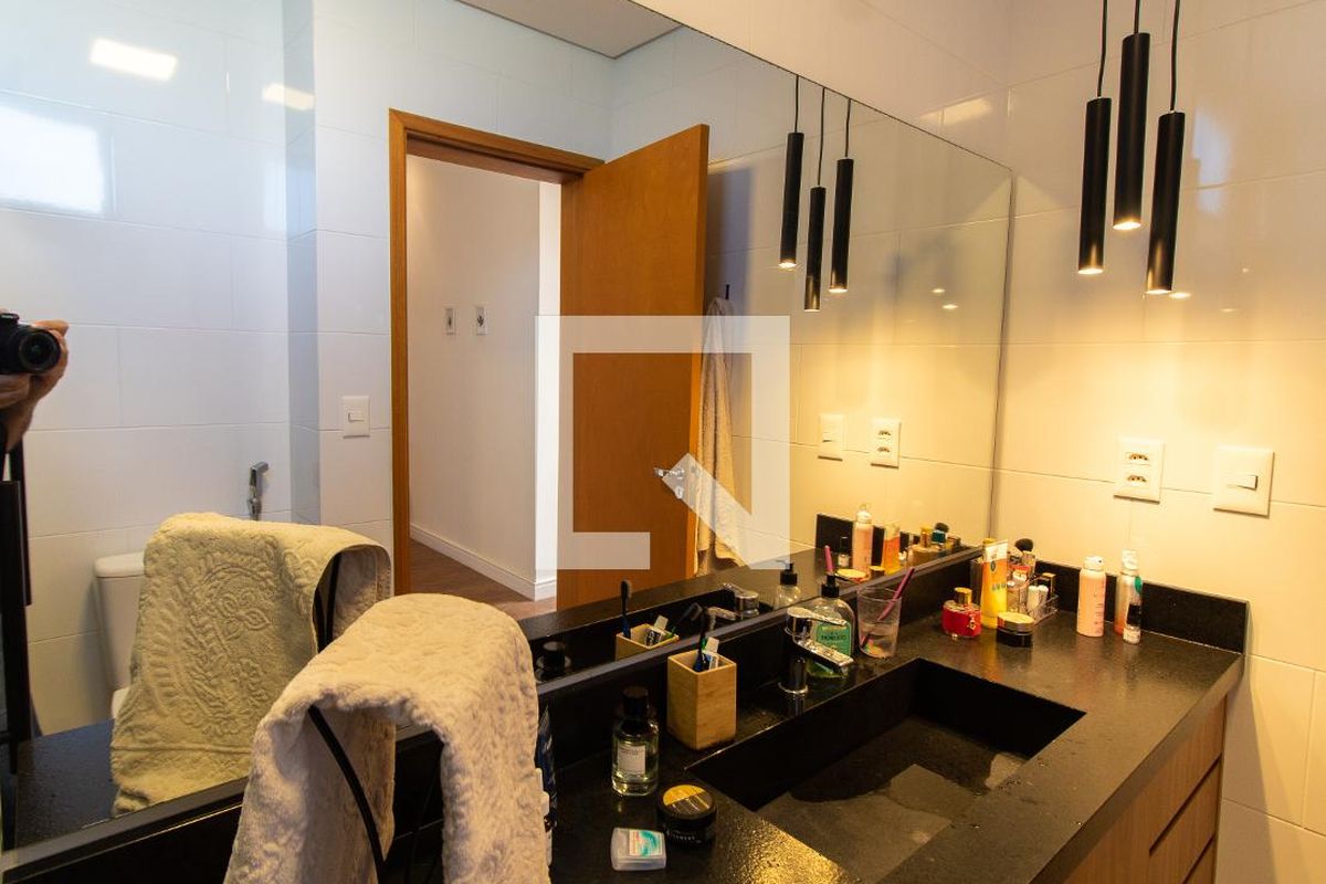 Casa à Venda - Fazenda Santa Cândida, 3 Quartos,  253 m2 em , Campinas - sp | SoloBR