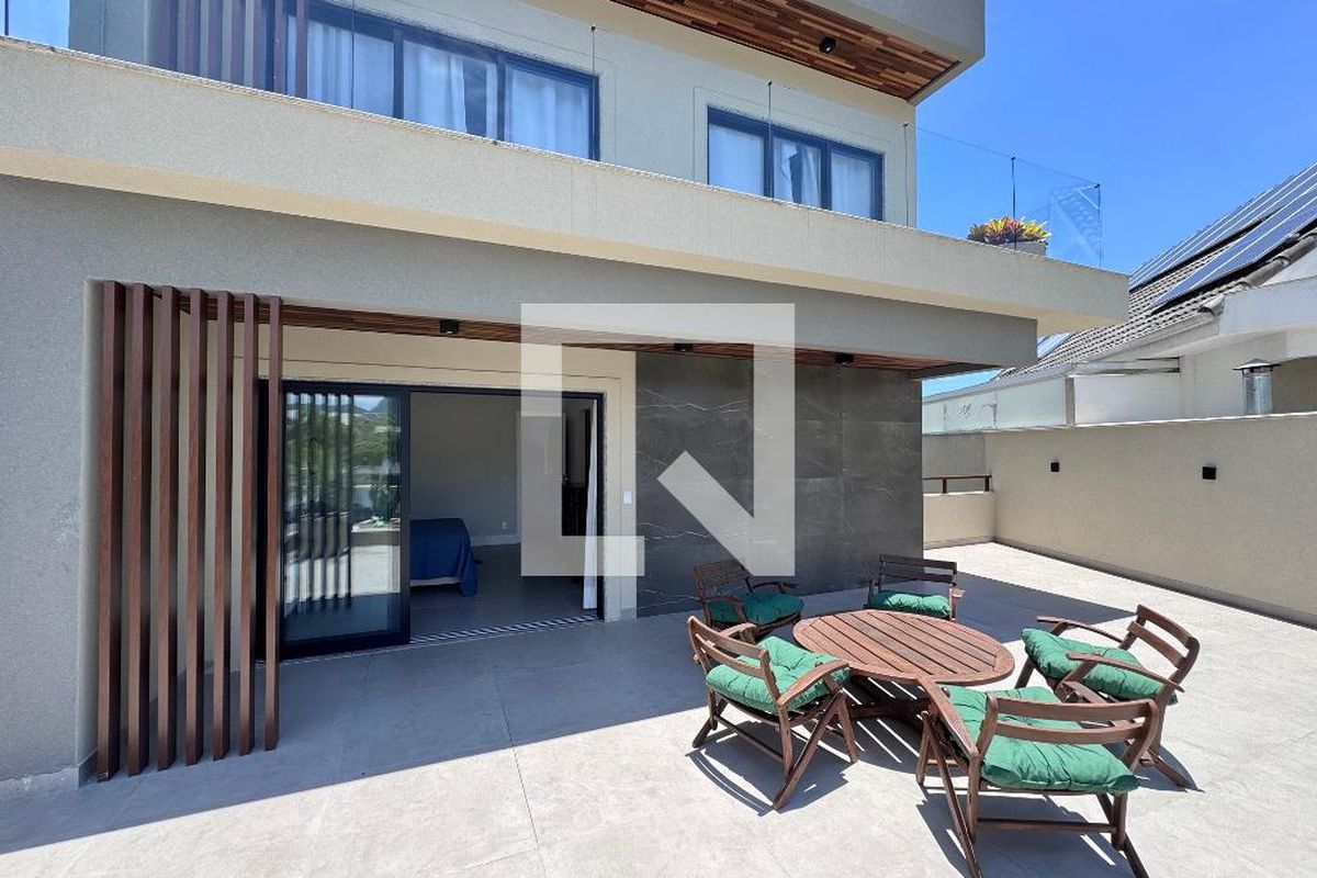 Casa, 4 quartos, 350 m² - Foto 22
