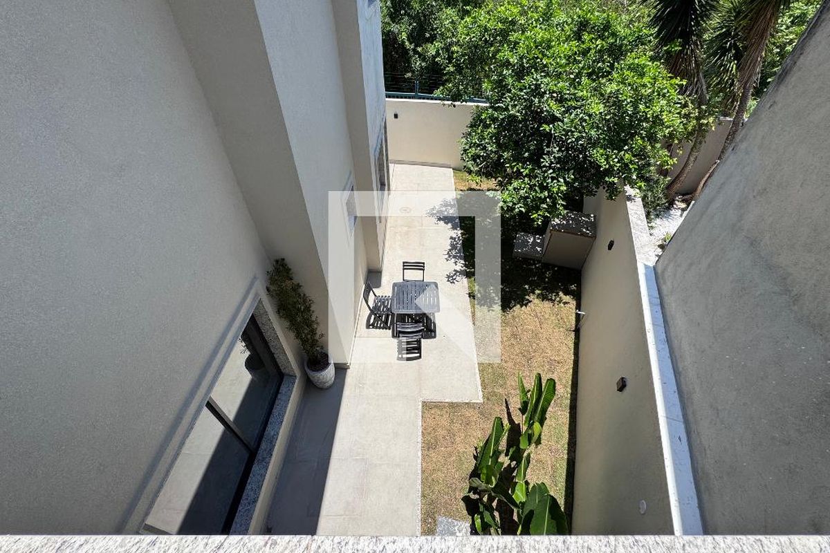 Casa, 4 quartos, 350 m² - Foto 24