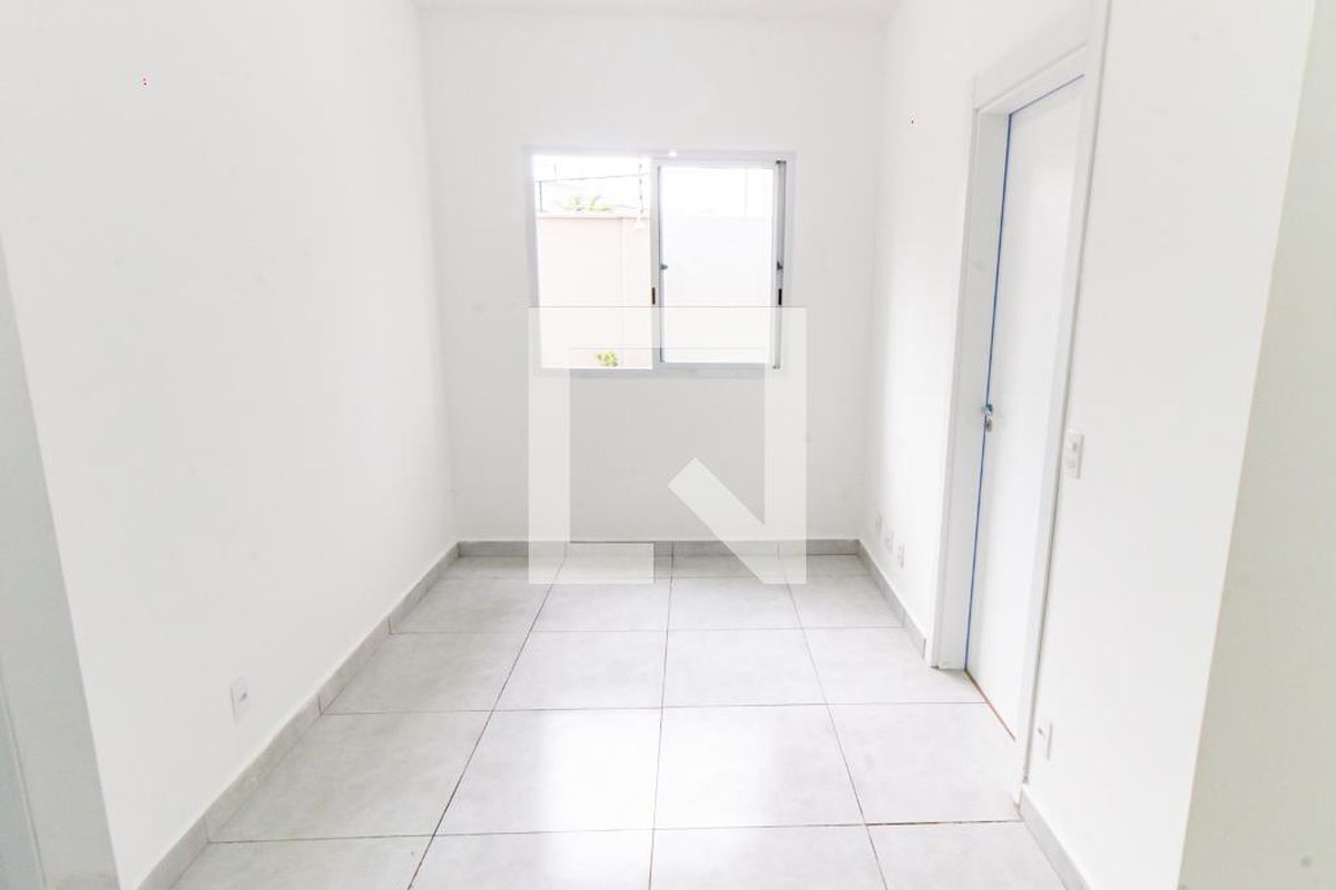 Apartamento, 2 quartos, 34 m² - Foto 4