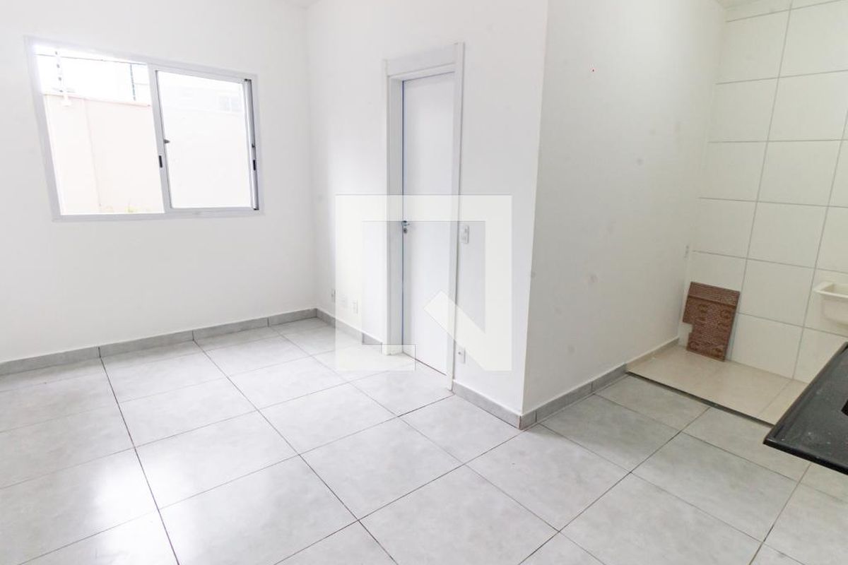 Apartamento, 2 quartos, 34 m² - Foto 2