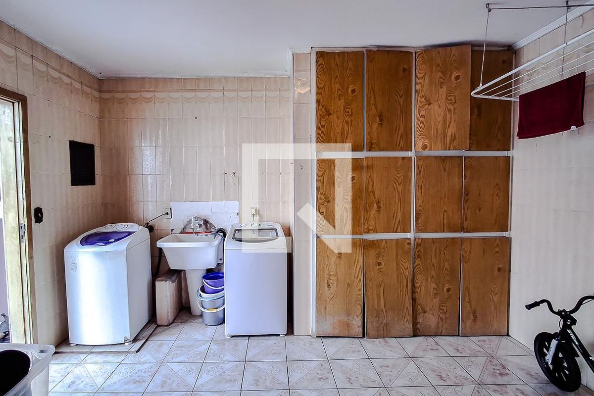 Casa, 3 quartos, 380 m² - Foto 46