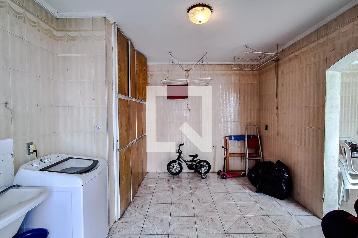Casa, 3 quartos, 380 m² - Foto 44