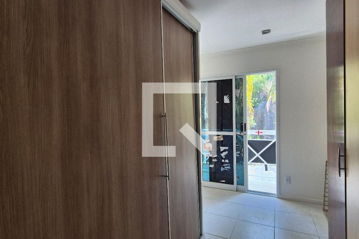 Casa, 4 quartos, 230 m² - Foto 30